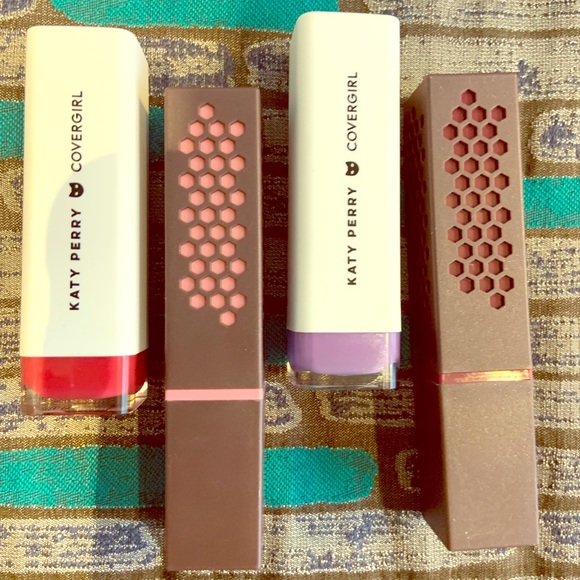 Katy Perry Collections Other - NWT 4 Beauty Bundle Lipsticks